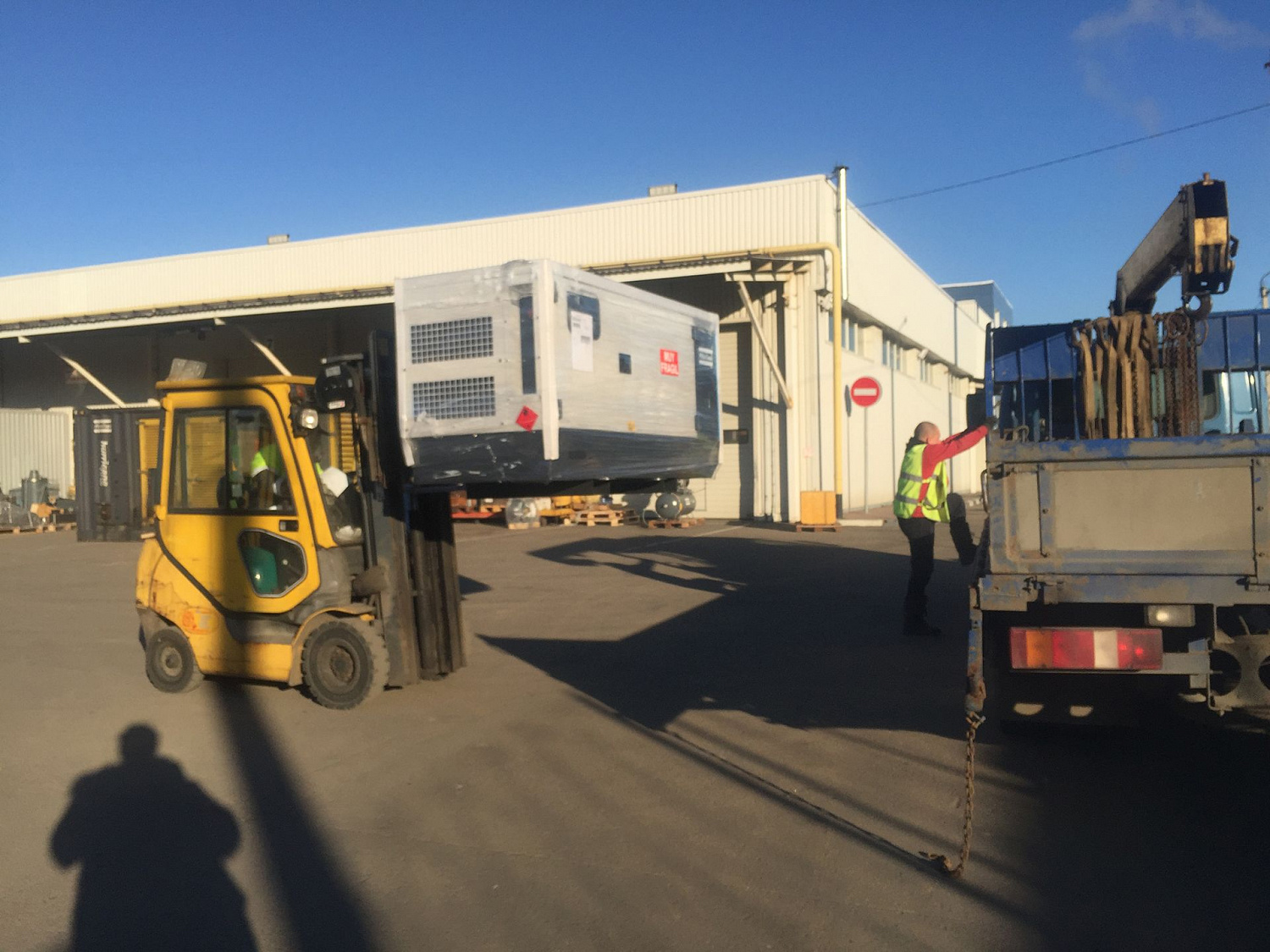Генератор Atlas Copco QES60U